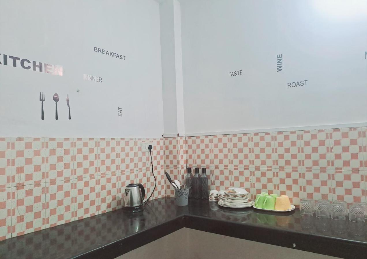 Strawberry Swing Homestay Guwahati Dış mekan fotoğraf