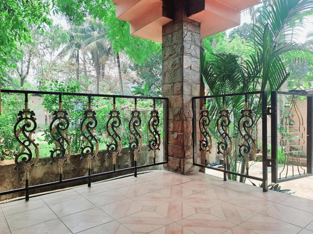 Strawberry Swing Homestay Guwahati Dış mekan fotoğraf