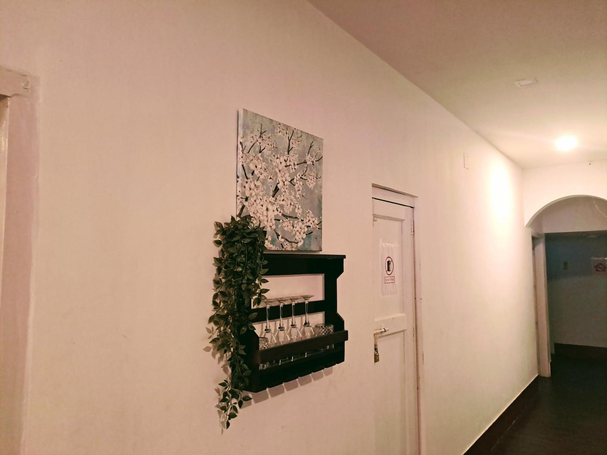Strawberry Swing Homestay Guwahati Dış mekan fotoğraf