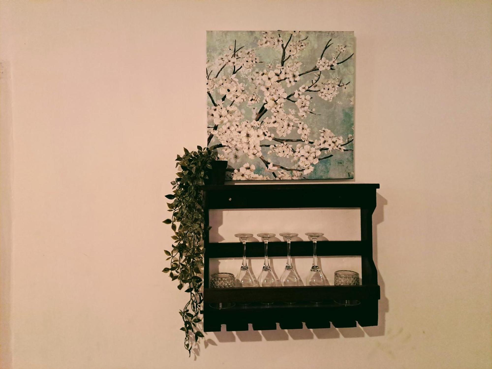 Strawberry Swing Homestay Guwahati Dış mekan fotoğraf